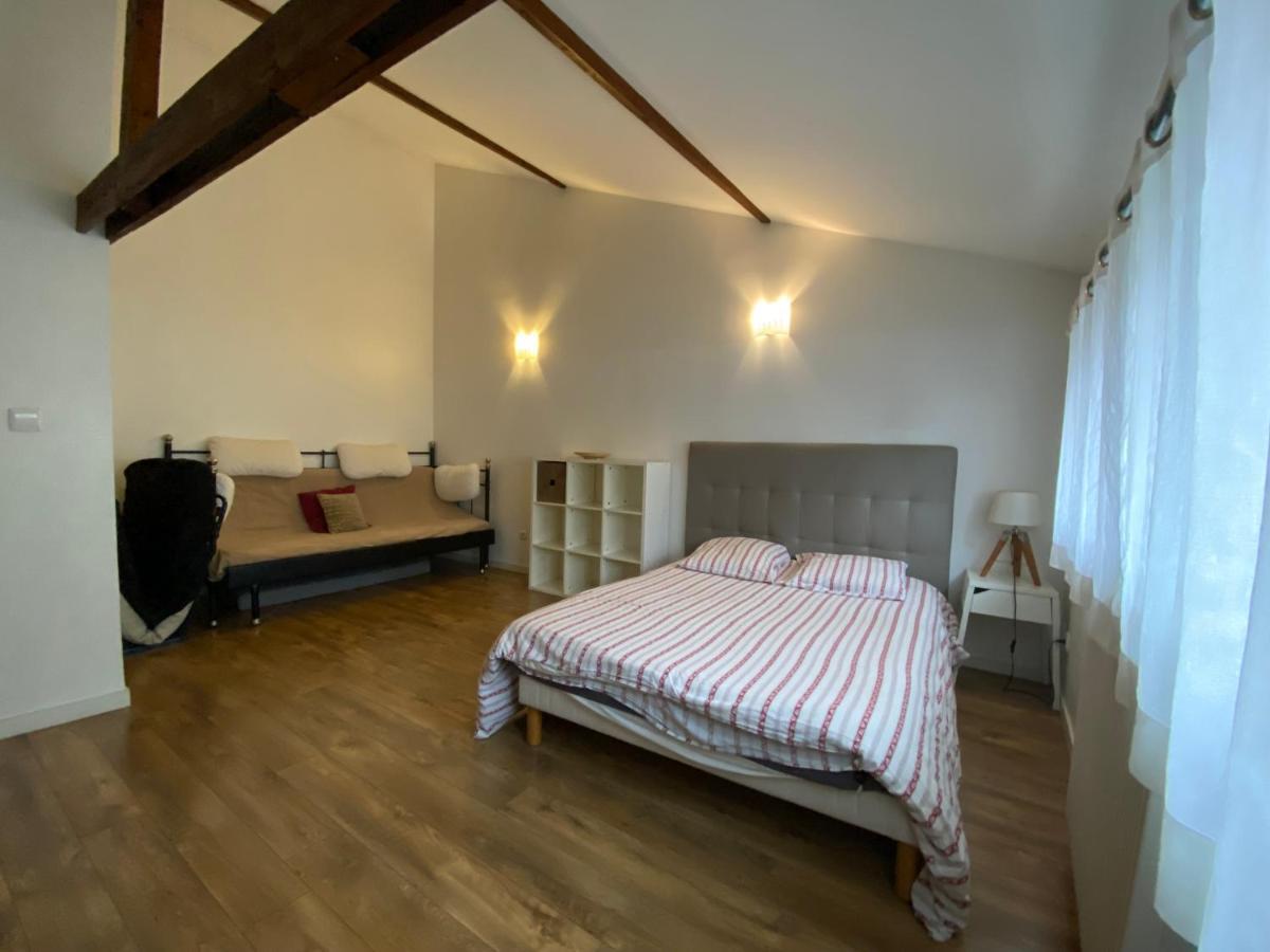 Paris Eiffel Tower Et Disney Apartments, Parkings Gratuits Et Securises, 10 Minutes Metro To Paris Ножан-сюр-Марн Экстерьер фото