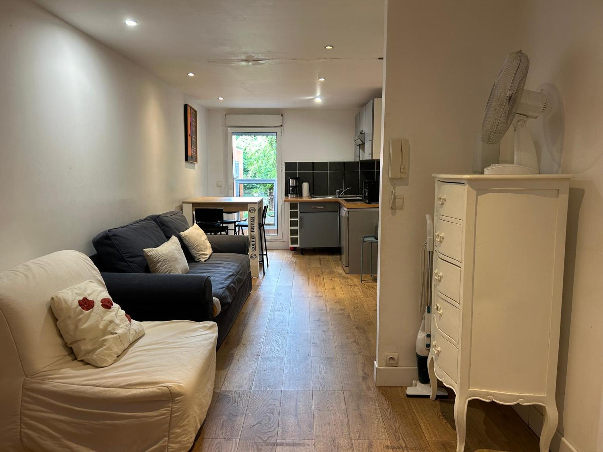 Paris Eiffel Tower Et Disney Apartments, Parkings Gratuits Et Securises, 10 Minutes Metro To Paris Ножан-сюр-Марн Экстерьер фото