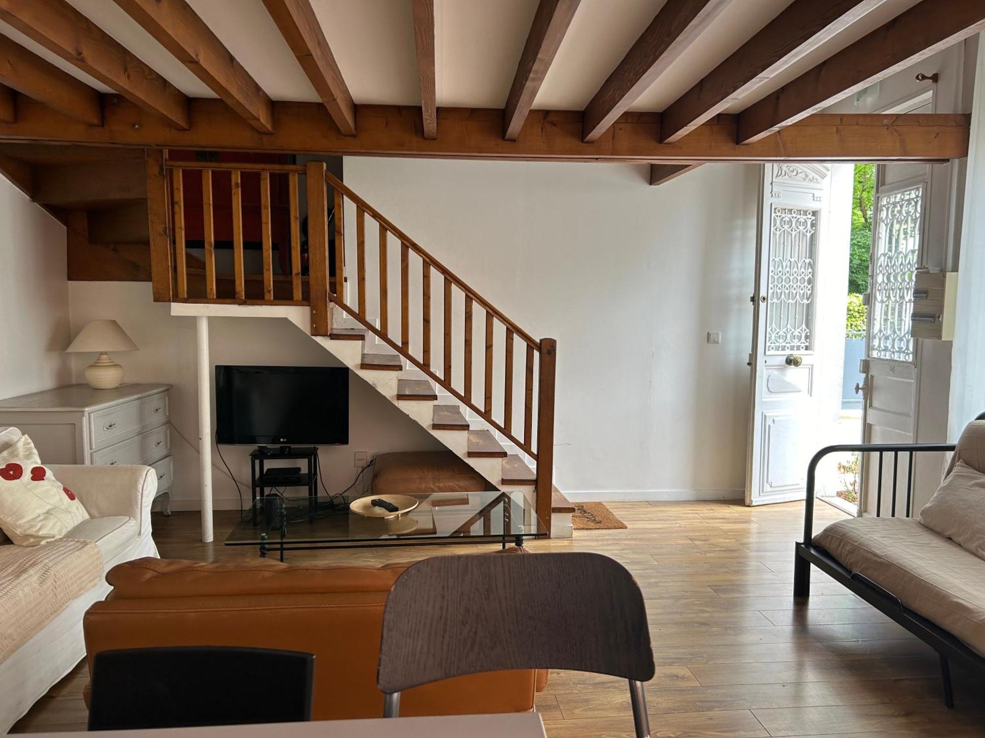 Paris Eiffel Tower Et Disney Apartments, Parkings Gratuits Et Securises, 10 Minutes Metro To Paris Ножан-сюр-Марн Экстерьер фото