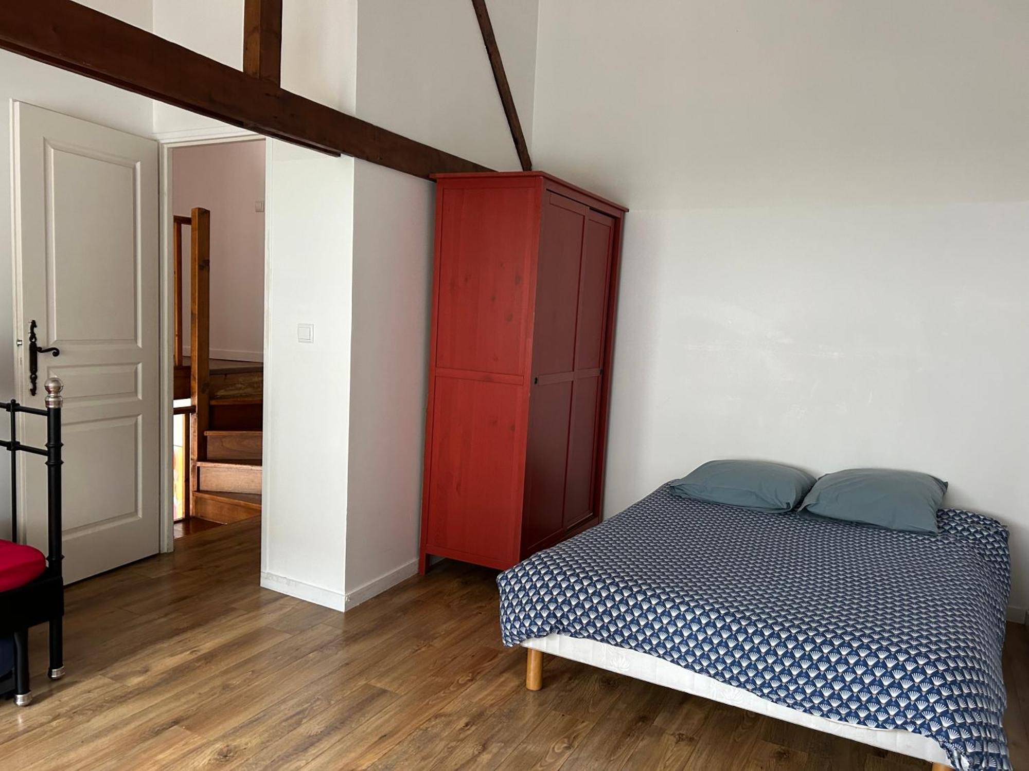 Paris Eiffel Tower Et Disney Apartments, Parkings Gratuits Et Securises, 10 Minutes Metro To Paris Ножан-сюр-Марн Экстерьер фото